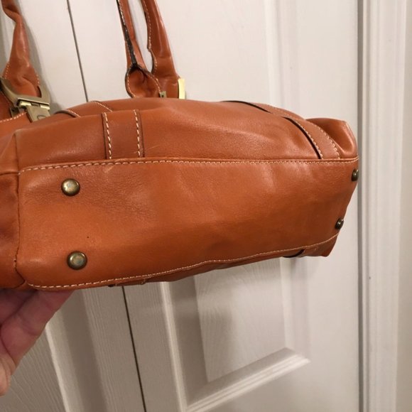 Barbara Milano Leather Shoulder Bag - Picture 6 of 14